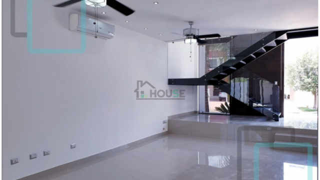 RESIDENCIA LAGOS DEL VERGEL ESCALERAS