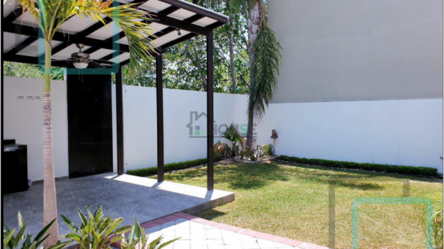 RESIDENCIA LAGOS DEL VERGEL PATIO TRASERO