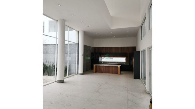 RESIDENCIAL LAINA ESTANCIA