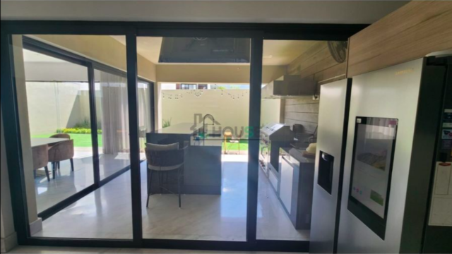 Captura de Pantalla 2023-09-11 a la(s) 15.30.33