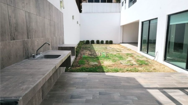 Captura de Pantalla 2023-09-20 a la(s) 16.13.41